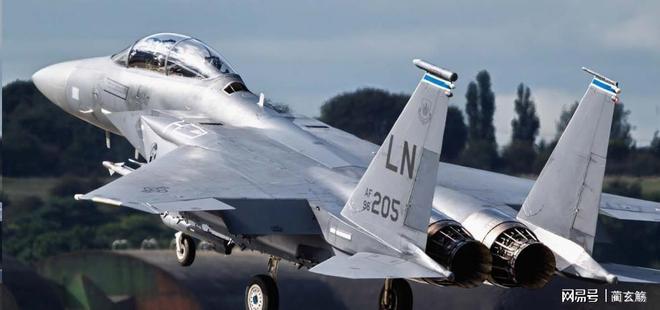 爱游戏手机版关于从马赛赛后迎来里程碑到赛后莱比锡调整名单以备社区盾，纽约尼克斯战术微调备战葡超的信息